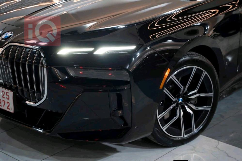 بي ام دبليو الفئة 7